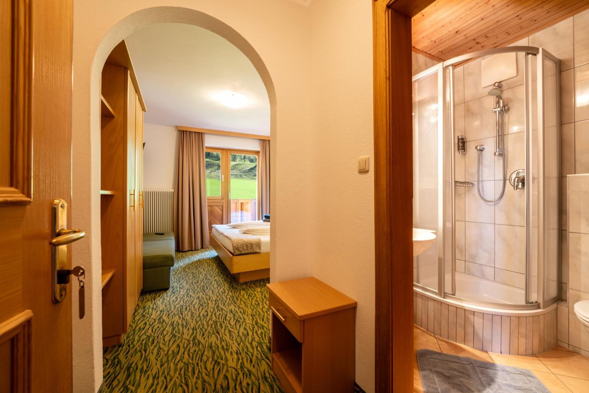 Oberlehenhof Villa Kaprun Værelse billede